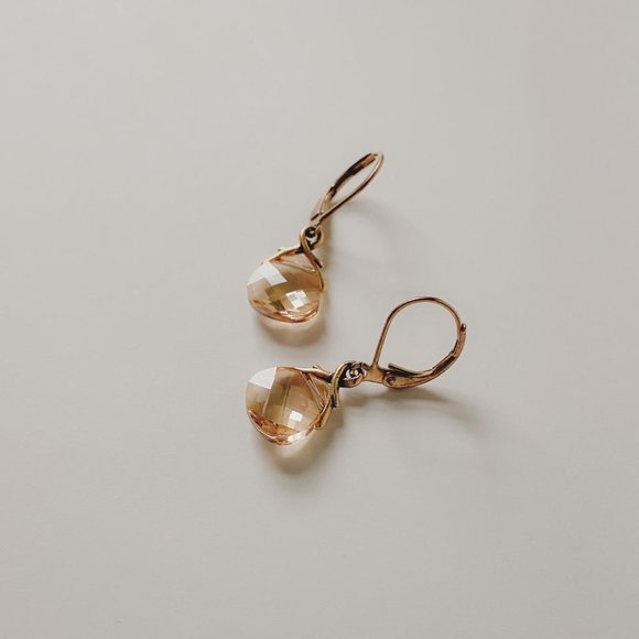 Unbranded Jewelry - Dainty Champagne Faceted Glass Drop Jewel Dangle Gold Tone Minimalist Earrings